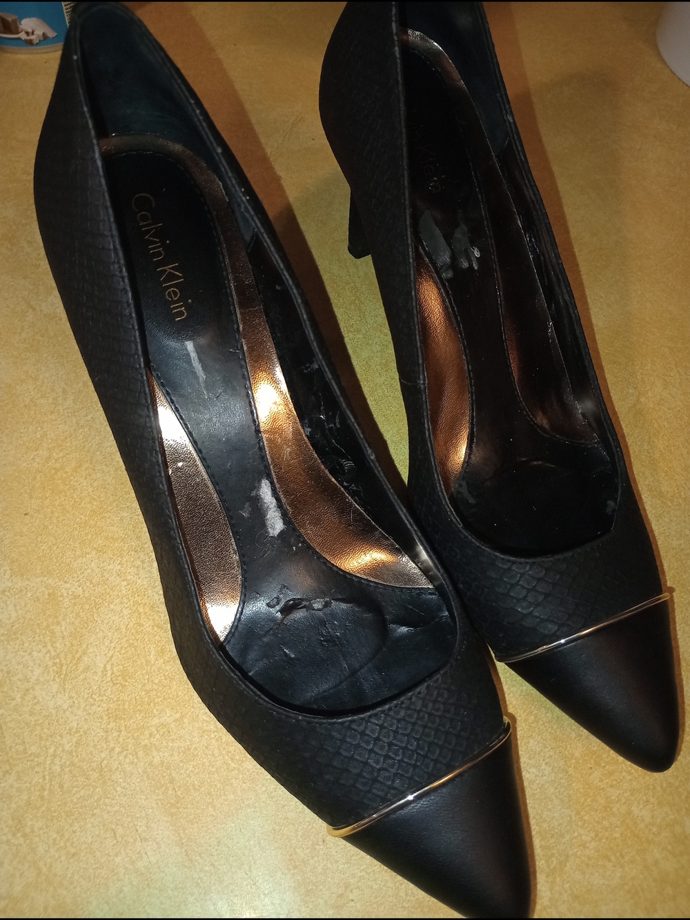 Calvin Klein Black Pointed-Toe Pumps with Gold Toe Band